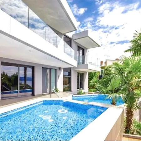 Beautiful Modern Design Apartment *